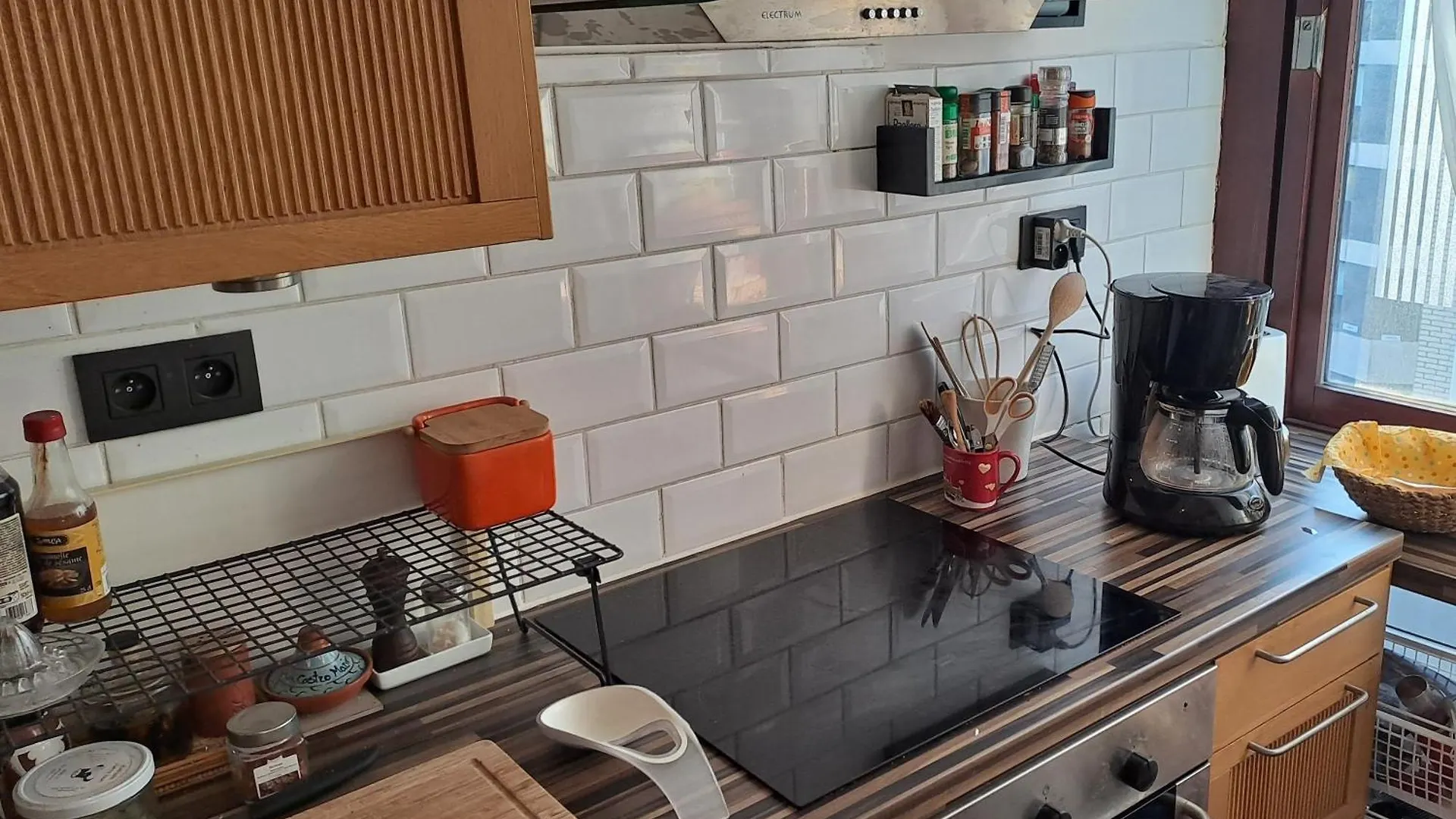 Cozy One-Bedroom Apartment With Extra Sofa Bed In The Center Of Ostend T128
